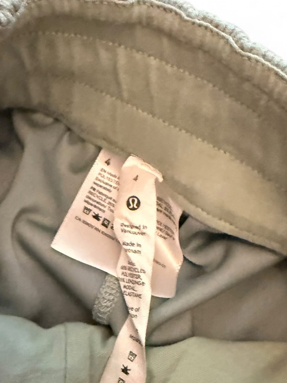 lululemon athletica Wide-Leg Pants in Light green - Picture 3 of 3